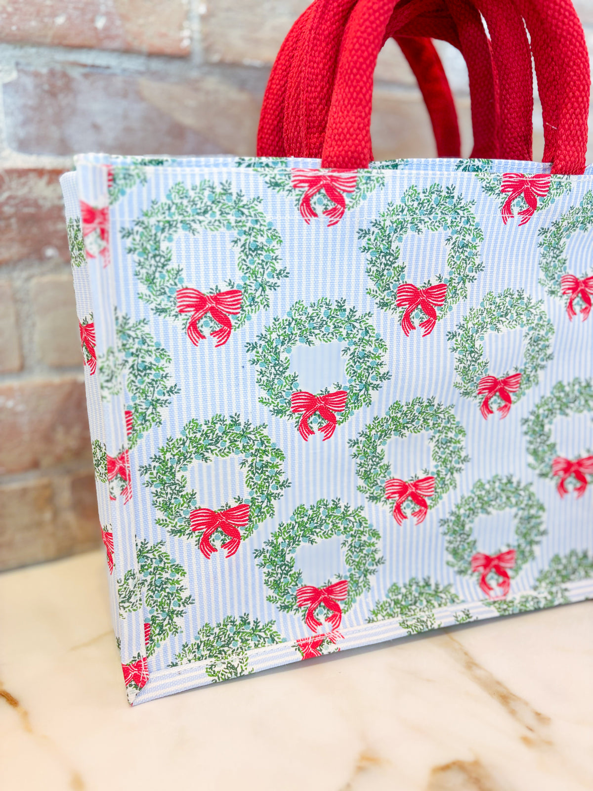 Wreath & Ribbon Classic Tote