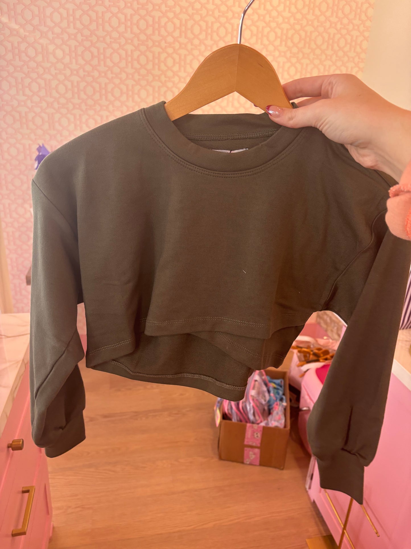 Little Luxies Evelyn Sweatshirt