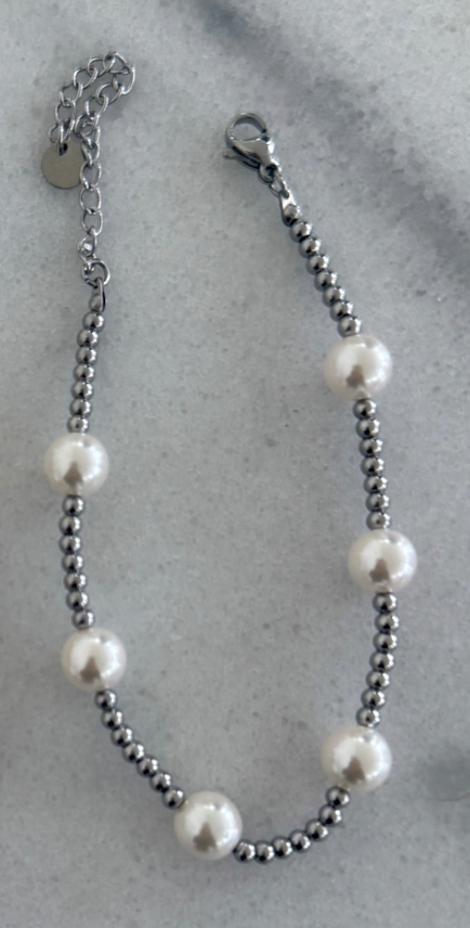 Pearl Beaded Bracelet - Silver