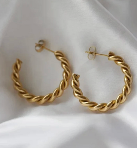 Melanie Twist Hoops - Gold