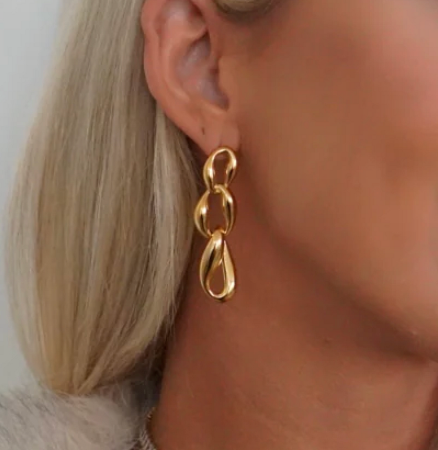Callie Earrings - Gold
